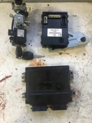 3392065J0 1123001152 Блок управления двигателем Suzuki Vitara2 Арт e7168731, вид 5