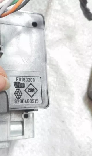 0281012199 8200660166 8200468515 Блок управления двигателем Renault Laguna 2 Арт e7268511, вид 4