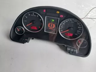 8E0920931Q Щиток приборов (приборная панель) Audi A4 B7 Арт e7288754, вид 1