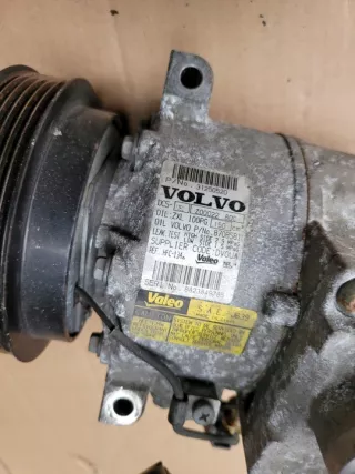 31250520 Компрессор кондиционера Volvo V70 3 Арт e7304228, вид 3