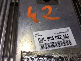 03L906022MJ Блок управления двигателем Audi A4 B8 Арт e7343484, вид 2