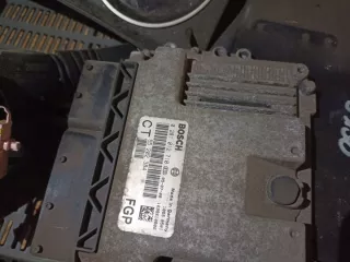 0281012710 Блок управления двигателем Opel Astra H Арт e7371203, вид 2