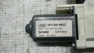 4F0959802C audi-4F0959802C Моторчик стеклоподъемника Audi A6 C6 (S6,RS6) Арт e7422101, вид 3