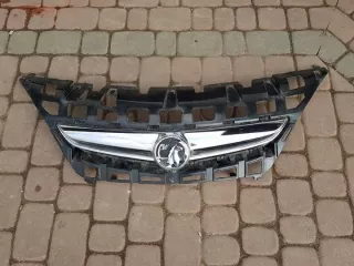13264582 Решетка радиатора Opel Astra J Арт e7484805, вид 1