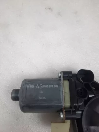 8W0959801 Моторчик стеклоподъемника Audi A4 B9 Арт e7613124, вид 1