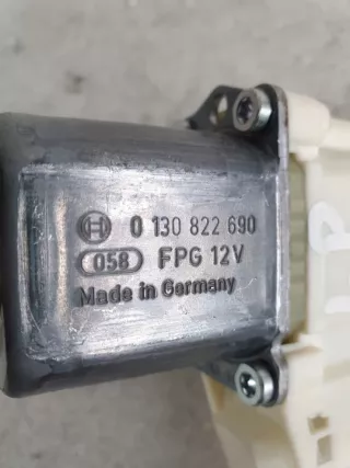 A2469065100 Моторчик стеклоподъемника Mercedes A W176 Арт e7613221, вид 4