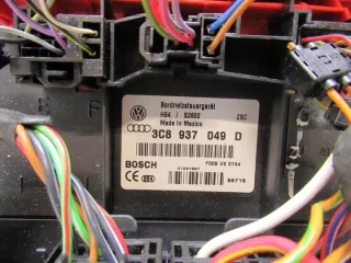 3C8937049D Блок комфорта Volkswagen Golf 5 Арт e7624427, вид 2