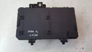 13145021 Блок предохранителей Opel Astra H Арт e7639258, вид 4