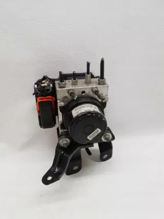 44540-0D100 Блок ABS Toyota Yaris 3 Арт e7642852, вид 1