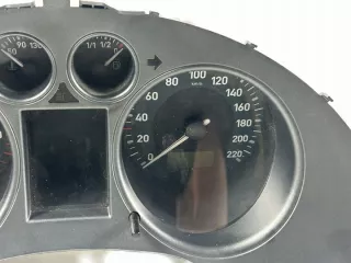 110080104039A Щиток приборов (приборная панель) Seat Ibiza 3 Арт e7748070, вид 3