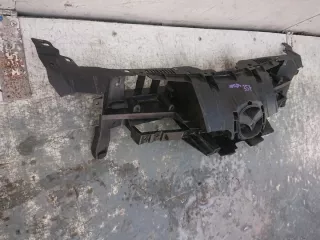 bcw8507m1 Решетка радиатора Mazda 3 BL Арт e7757852, вид 3