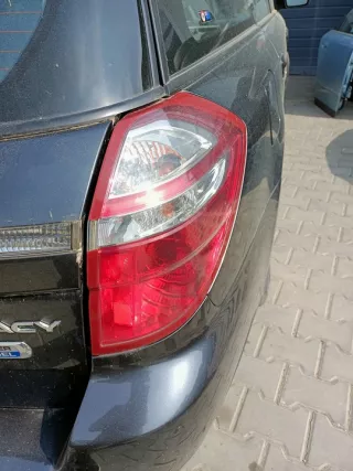 Фонарь задний правый Subaru Legacy 4 Арт e7802282, вид 1