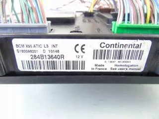 284B13640R Блок предохранителей Renault Scenic 3 Арт e7941891, вид 3