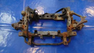 Балка подвески передняя (подрамник) Mitsubishi Pajero 3 Арт e8004162