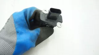 8V21-12B579-AA Расходомер воздуха Volvo S60 2 Арт e8004786, вид 2