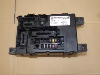 13142240JM Блок предохранителей Opel Corsa D Арт e8026165, вид 1