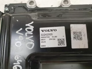 32242005 Блок управления двигателем Volvo V60 1 Арт e8056896, вид 2