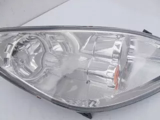 0301208602 Фара правая Mitsubishi Colt 6 Арт e8144699, вид 3