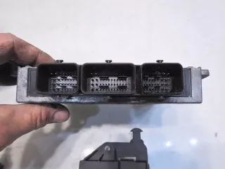 8200279458 8200323228 S2000RPMT 8200401258 8200315964 8200447438 8200468515 Блок управления двигателем Renault Espace 4 Арт e8223836, вид 6