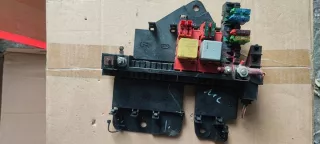 1635450405 Блок предохранителей Mercedes ML W163 Арт e8329052, вид 1