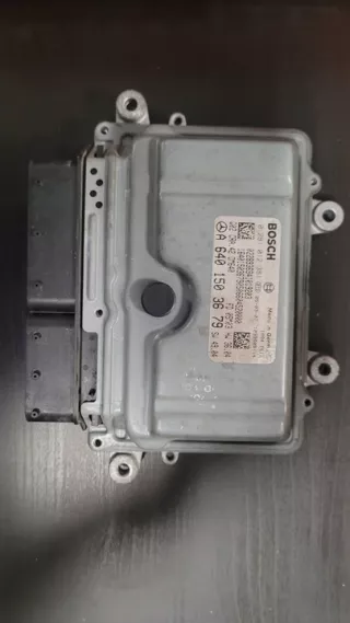 A6401503679 0281012381 Блок управления двигателем Mercedes A W169 Арт e8339002, вид 1