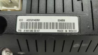 A1645403347 Щиток приборов (приборная панель) Mercedes GL X164 Арт e8353788, вид 4