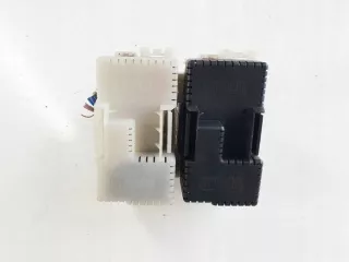  Блок предохранителей Ford S-Max 1 Арт e8438223, вид 3