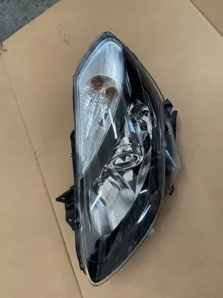 260107046R Фара левая Renault Clio 3 Арт e8480147, вид 1