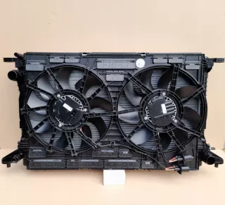 8W0959455AD 8W0959455AE 8W0959455L 4M0145804BH 8W0121251H 8W0816411N 8W0959455K 8W0121207A 8W0121003C 8W0121003H 8W0121002 8W0959455A 8W0959455B Радиатор (основной) Audi RS4 B9 Арт e8486608