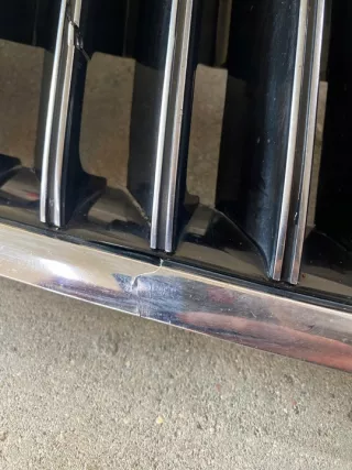 3T0853668B 8T0853668B Решетка радиатора Skoda Superb 2 Арт e8508219, вид 4