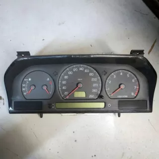 9472519 Щиток приборов (приборная панель) Volvo V70 1 Арт e8514556, вид 1