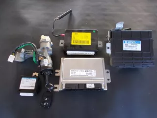 39108-37260 Блок управления двигателем Kia Sportage 2 Арт e8532871, вид 1