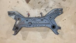  Балка подвески передняя (подрамник) Mitsubishi Colt 6 Арт e8539112, вид 2