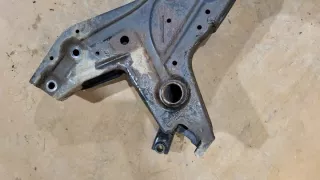  Балка подвески передняя (подрамник) Mitsubishi Colt 6 Арт e8539112, вид 3