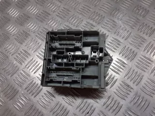 51738105 Блок предохранителей Fiat Croma 2 Арт e8541587, вид 2