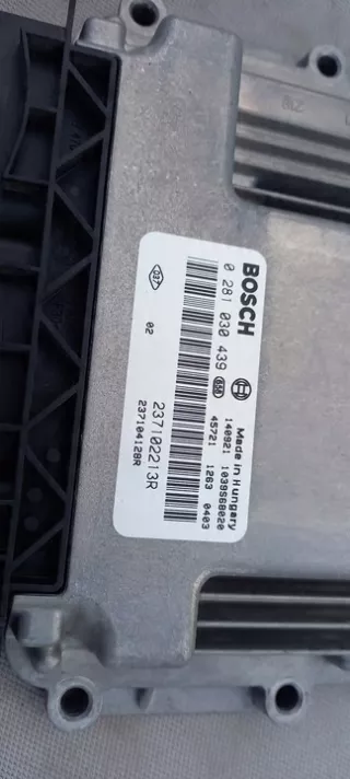  Блок управления двигателем Renault Clio 4 Арт e8561714, вид 2