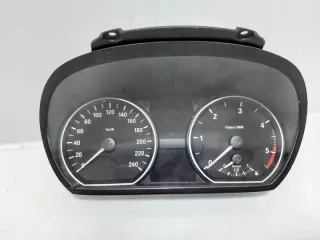 1042775 Щиток приборов (приборная панель) BMW 1 E81/E82/E87/E88 Арт e8595633, вид 1