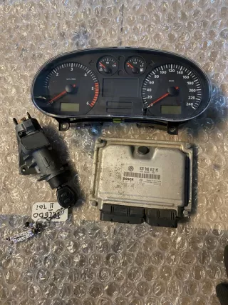 038906012HE 0281011313 Блок управления двигателем Seat Toledo 2 Арт e8608553, вид 1