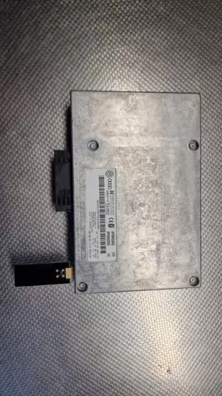 8P0862335Q Блок управления (другие) Audi A4 B7 Арт e8622311, вид 1