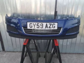 13225746 Бампер передний Opel Astra H Арт e8622524, вид 1