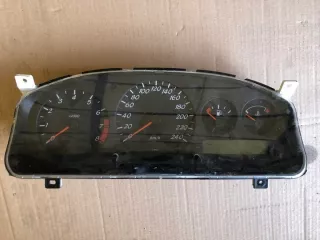 1999-2002 Щиток приборов (приборная панель) Nissan Primera 11 Арт e8631441, вид 1
