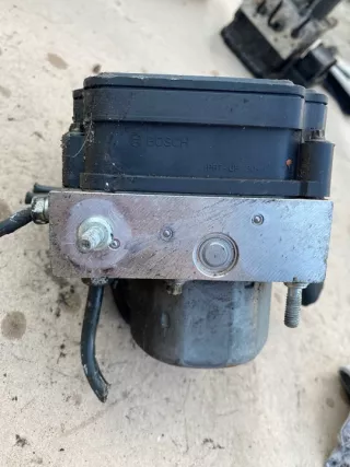 0265956131 2265106452 Блок ABS Subaru Forester SJ Арт e8649856, вид 4