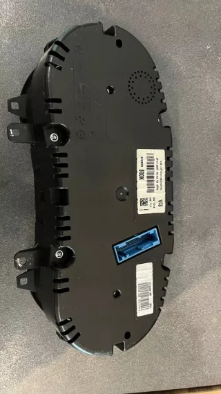 6J0920800K Щиток приборов (приборная панель) Seat Ibiza 4 Арт e8692070, вид 2
