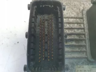 0261201212 55557935 12563208897 Блок управления двигателем Opel Astra H Арт e8697078, вид 4