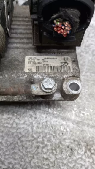  Блок управления двигателем Opel Corsa C Арт e8703176, вид 2