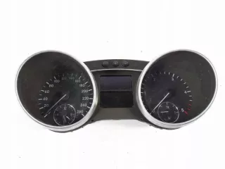 A1645403347 Щиток приборов (приборная панель) Mercedes ML W164 Арт e8732032, вид 1