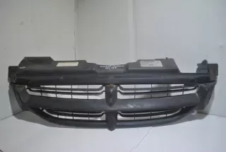  Решетка радиатора Chrysler Voyager 3 Арт e8775454, вид 1