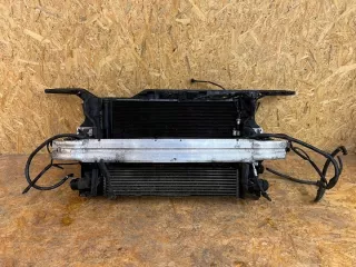  Передняя панель крепления облицовки (телевизор) Audi A4 B8 Арт e8862319, вид 1