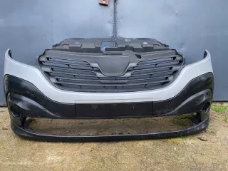 620228371R Бампер передний Renault Trafic 3 Арт e8882991, вид 1