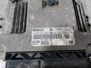 55205622 Блок управления двигателем Opel Zafira B Арт e8946163, вид 4